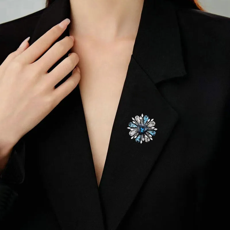2025 brooches, high-end temperament brooches, creative crystal sunflower brooches, exquisite suits, coats, pins, accessories, women