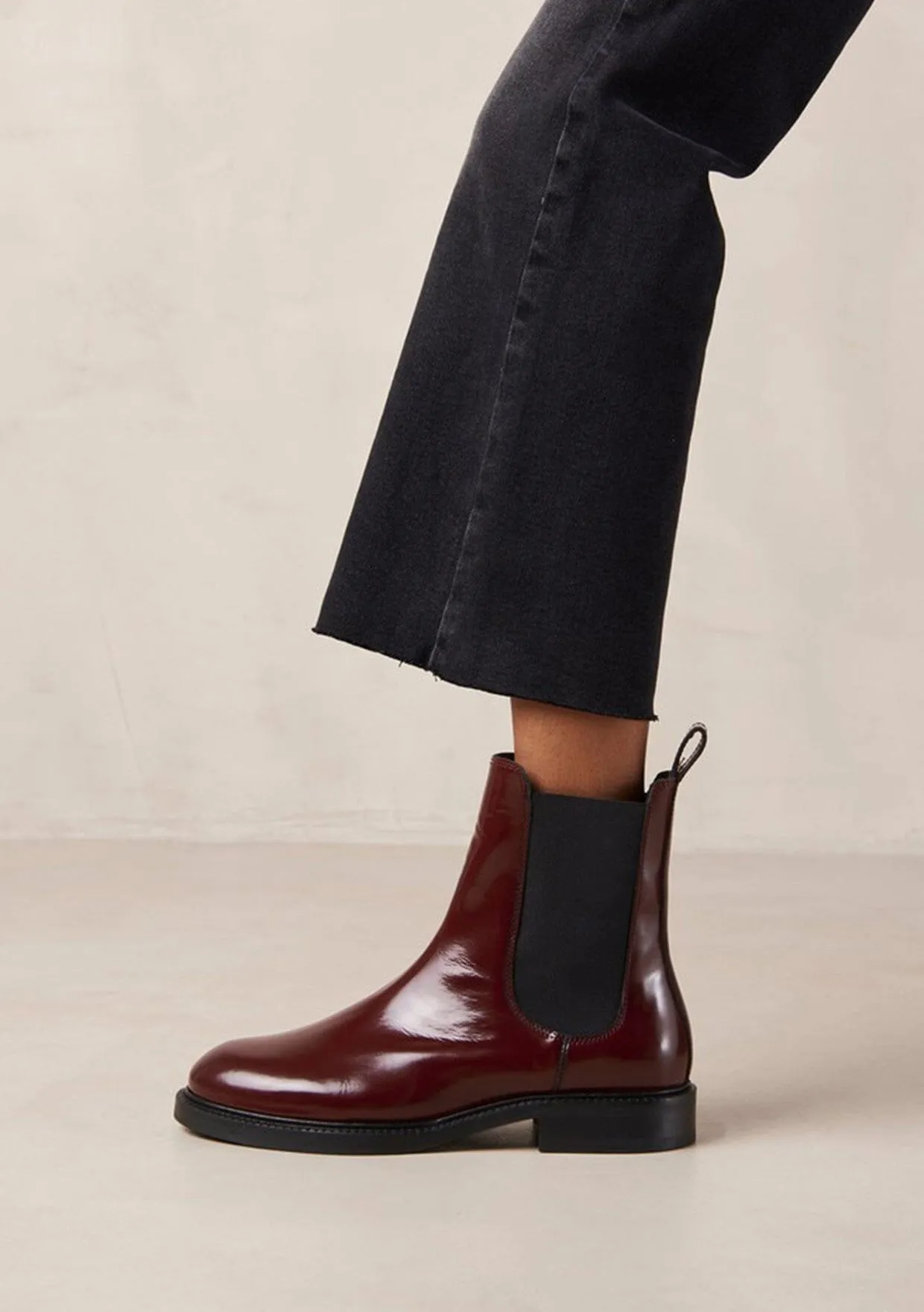 ALOHAS Lanz Leather Ankle Boots