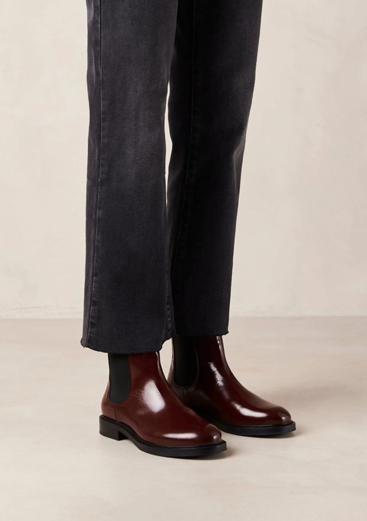 ALOHAS Lanz Leather Ankle Boots