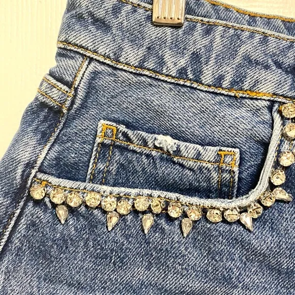 ANTHROPOLOGIE Pilcro Lover Embellished High Rise Denim Shorts Size 30