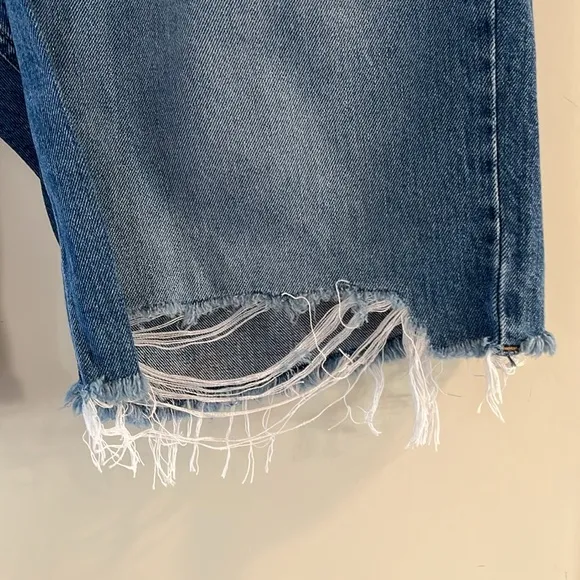 Ariat Women’s Jasmine Ultra High Rise Shorts Distressed. NWT