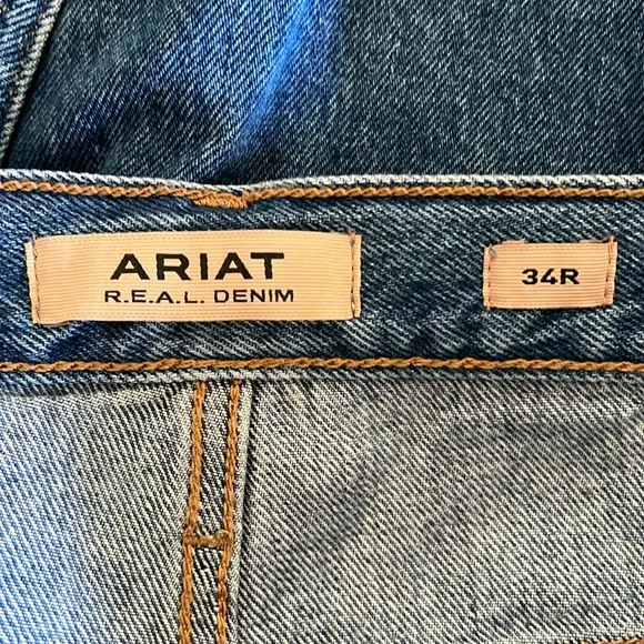 Ariat Women’s Jasmine Ultra High Rise Shorts Distressed. NWT