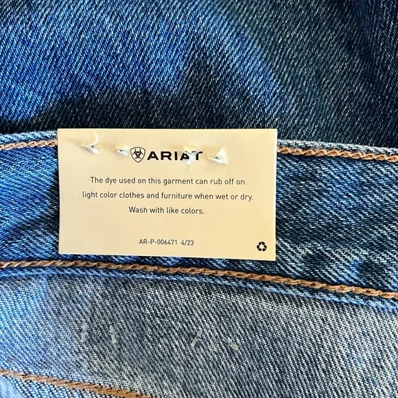 Ariat Women’s Jasmine Ultra High Rise Shorts Distressed. NWT
