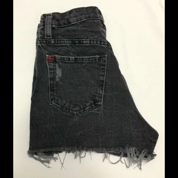 BDG Girlfriend High-Rise Denim Shorts