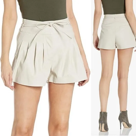 Blank NYC Alabaster Faux Leather High Rise Paperbag Shorts, Beige, size 29 NWT