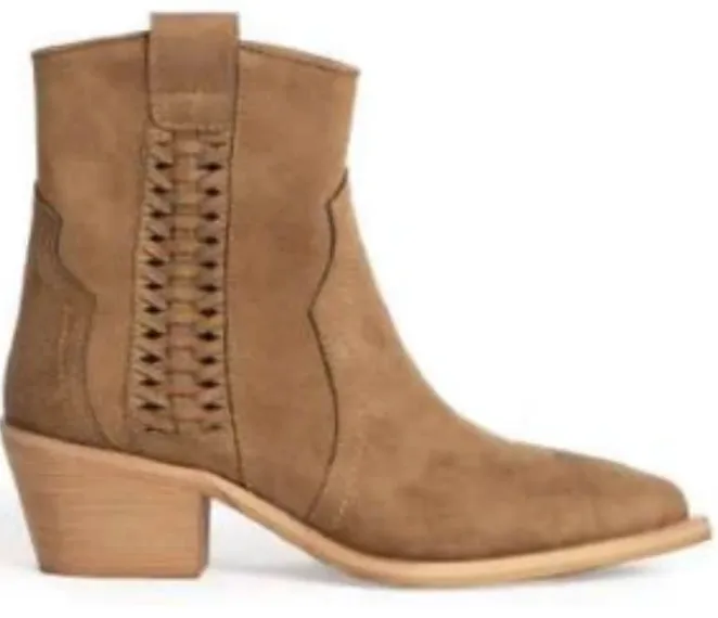 Boots (M4015)