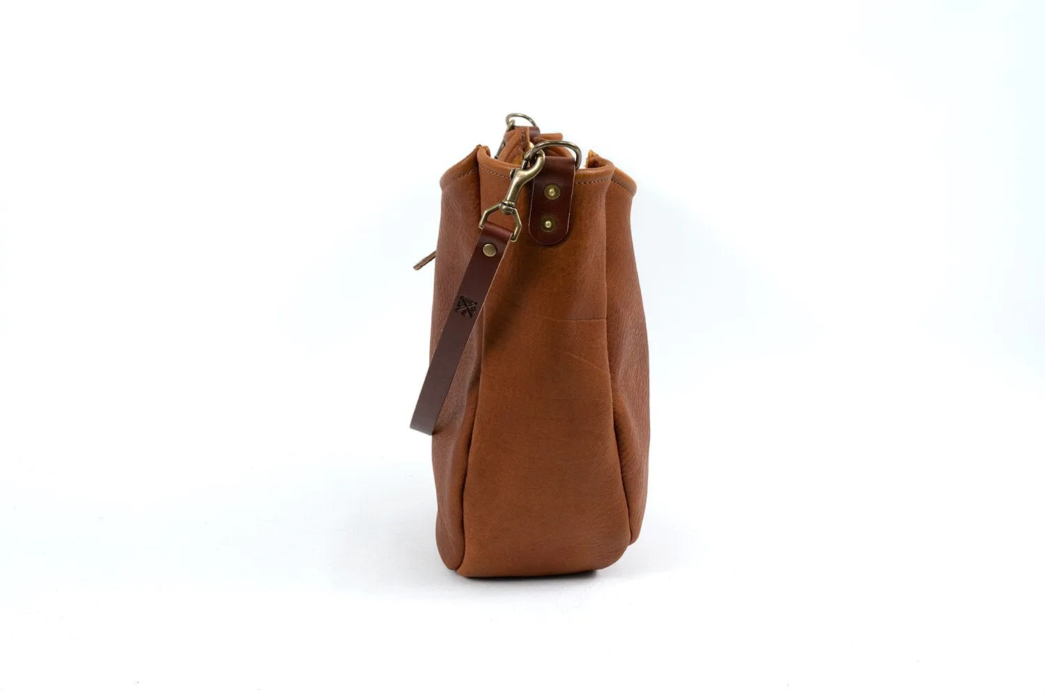CELESTE LEATHER HOBO BAG - LARGE - PEANUT BISON