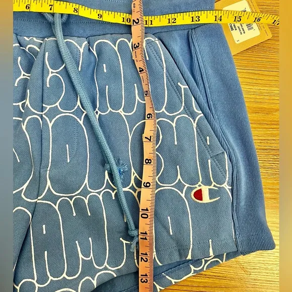Champion NWT Reverse Weave Bubble Spell Out High Rise Shorts - Size S
