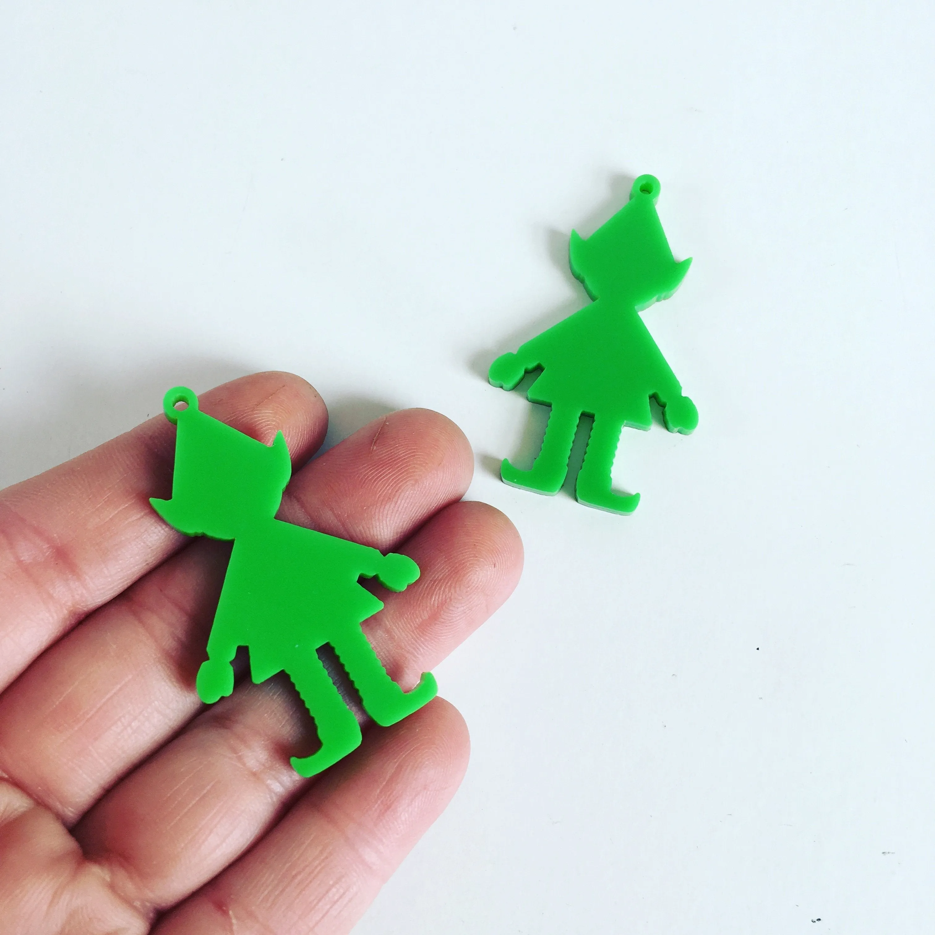 CHRISTMAS: Little Helper's Charms - 5 Pairs