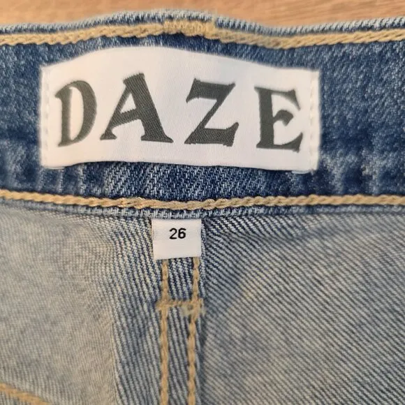 DAZE DENIM 1999 Shorts Slouch 90S Short Jean High Rise Distressed Shorts Blue 26