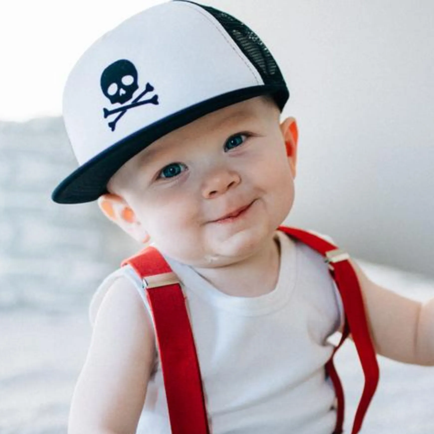 FINAL SALE - Skull Trucker Hat