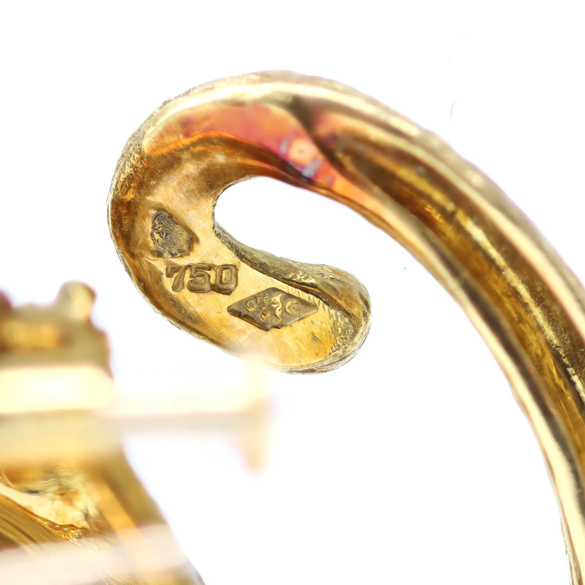 Fred Paris Enamel & 18k Yellow Gold Leopard Brooch
