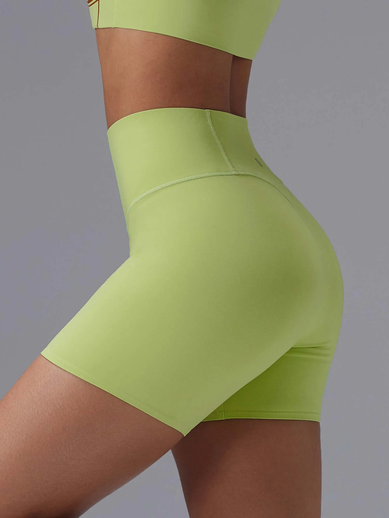 Freeleaf 5" Seamless High-Rise Shorts