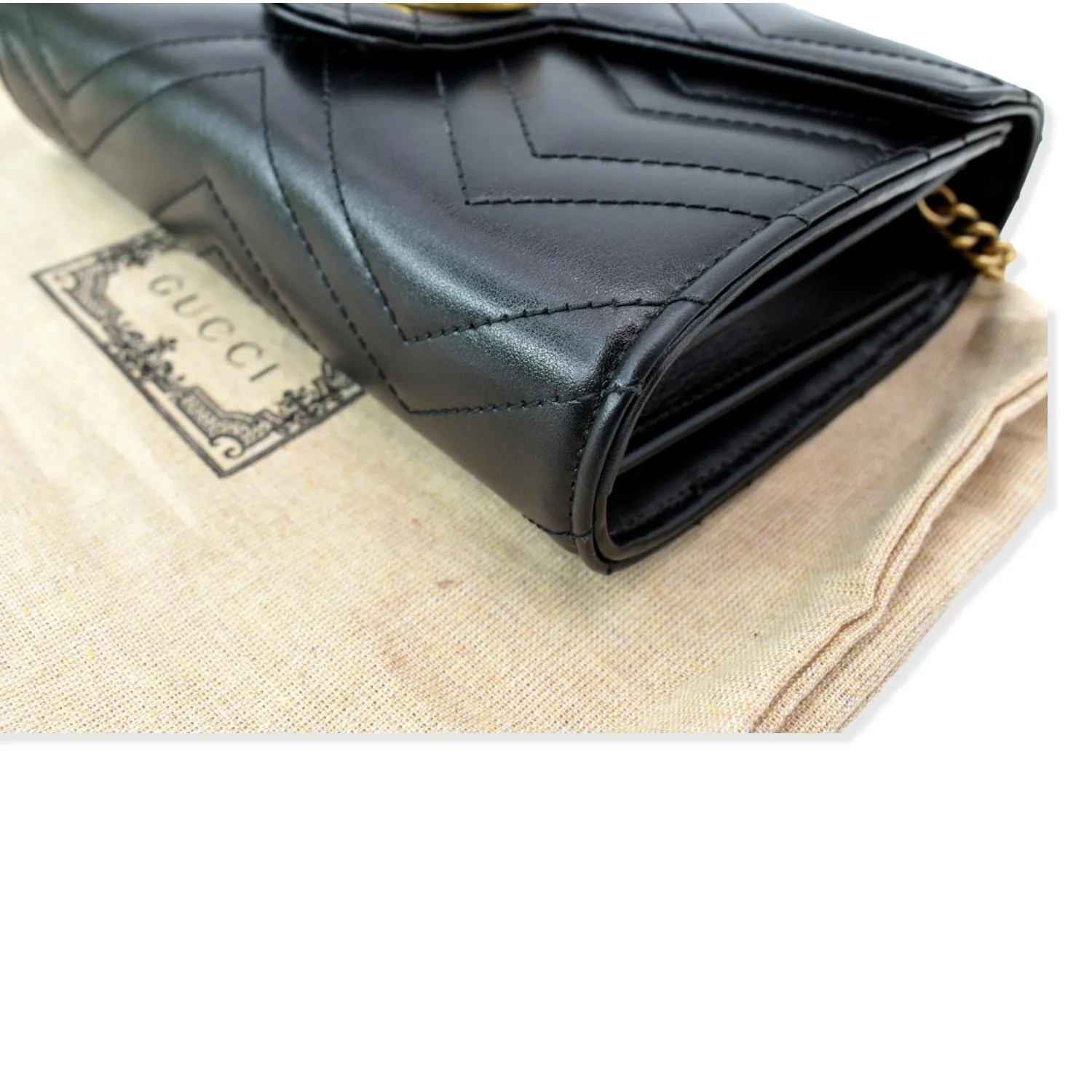 GUCCI GG Marmont Mini Matelasse Leather Crossbody Bag Black 474575