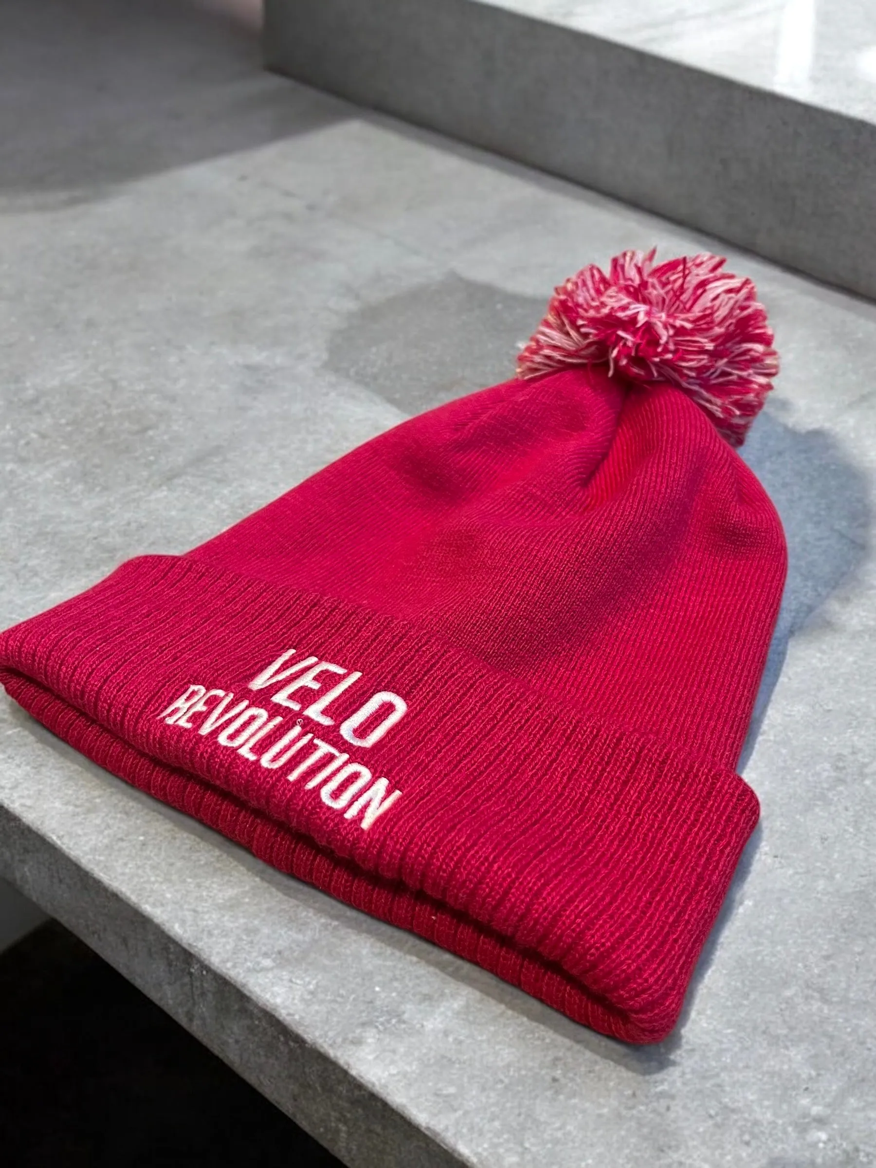HATS - SNOWSTAR BOBBLE BEANIES