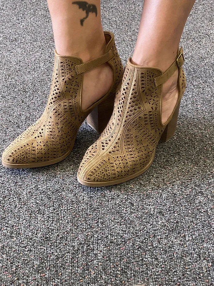 Hazel Boots - Camel