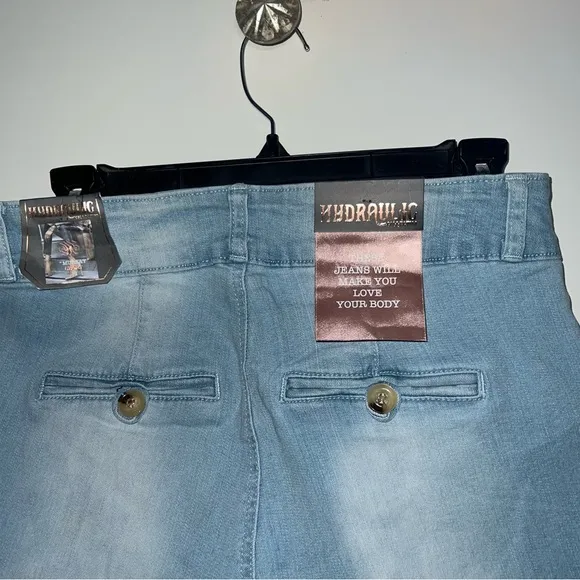 HYDRAULIC WOMENS .MURRAY SHORTS