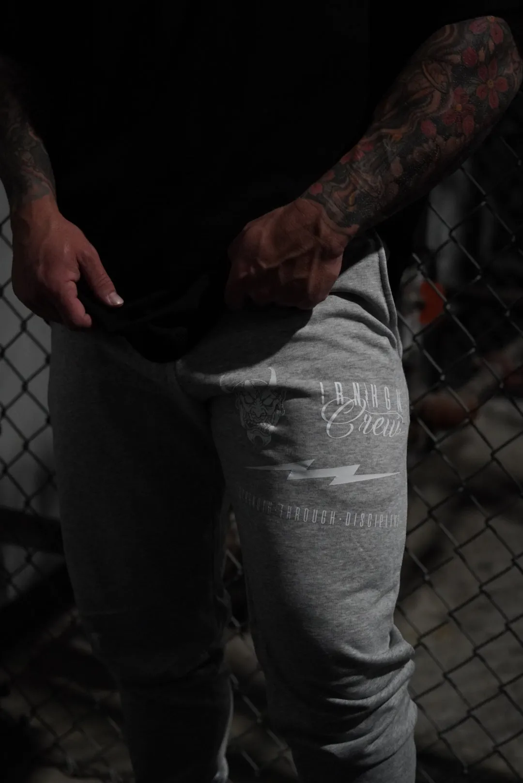 IRN CREW Sweatpants