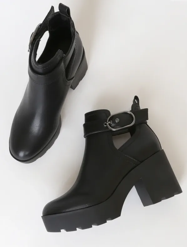 Jas Black Block Heel