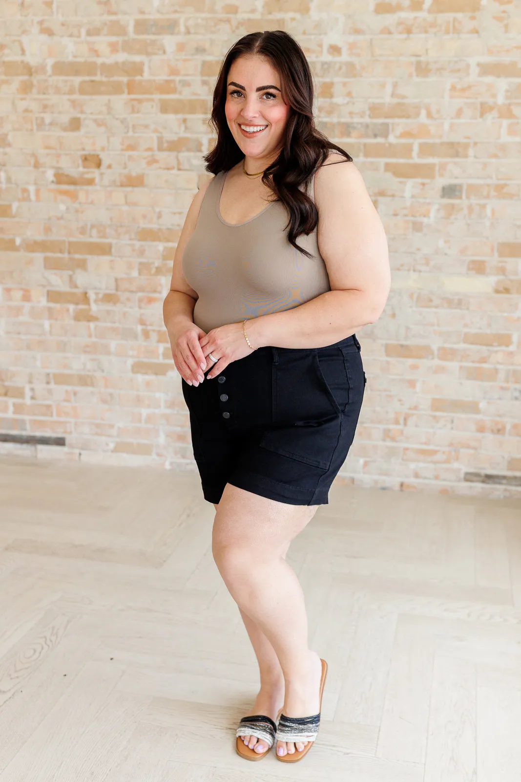 Judy Blue High-Rise Button-Fly Trouser Shorts in Black
