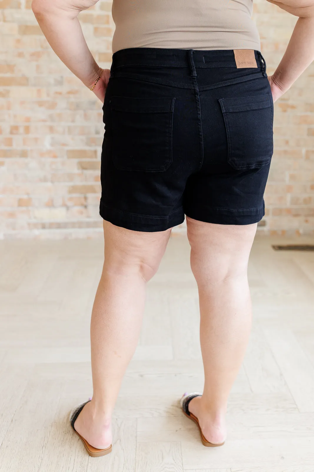 Judy Blue High-Rise Button-Fly Trouser Shorts in Black