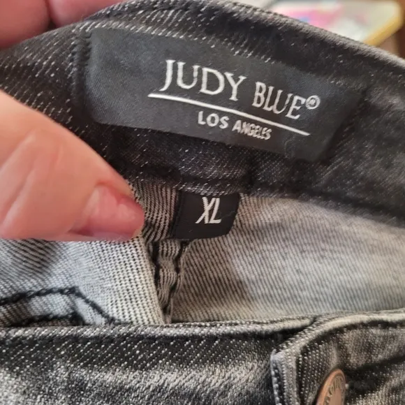 Judy Blue Women's High Rise Charcol Wash Cutoff Denim Shorts Size XL