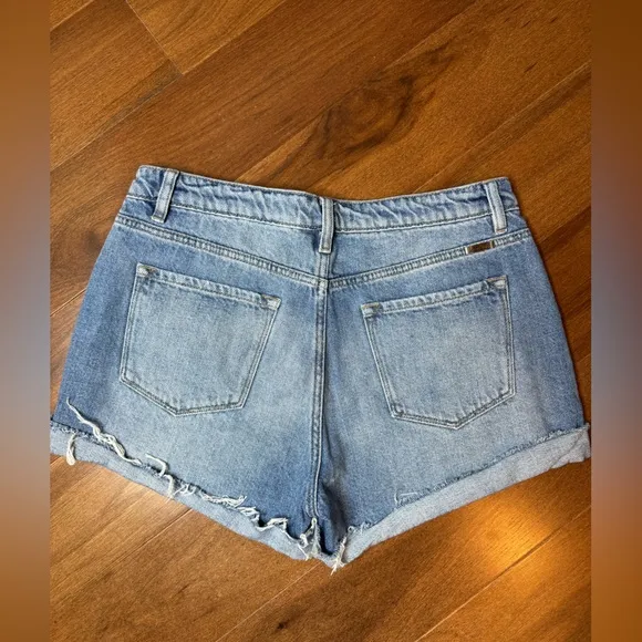 KANCAN HIGH RISE SHORTS