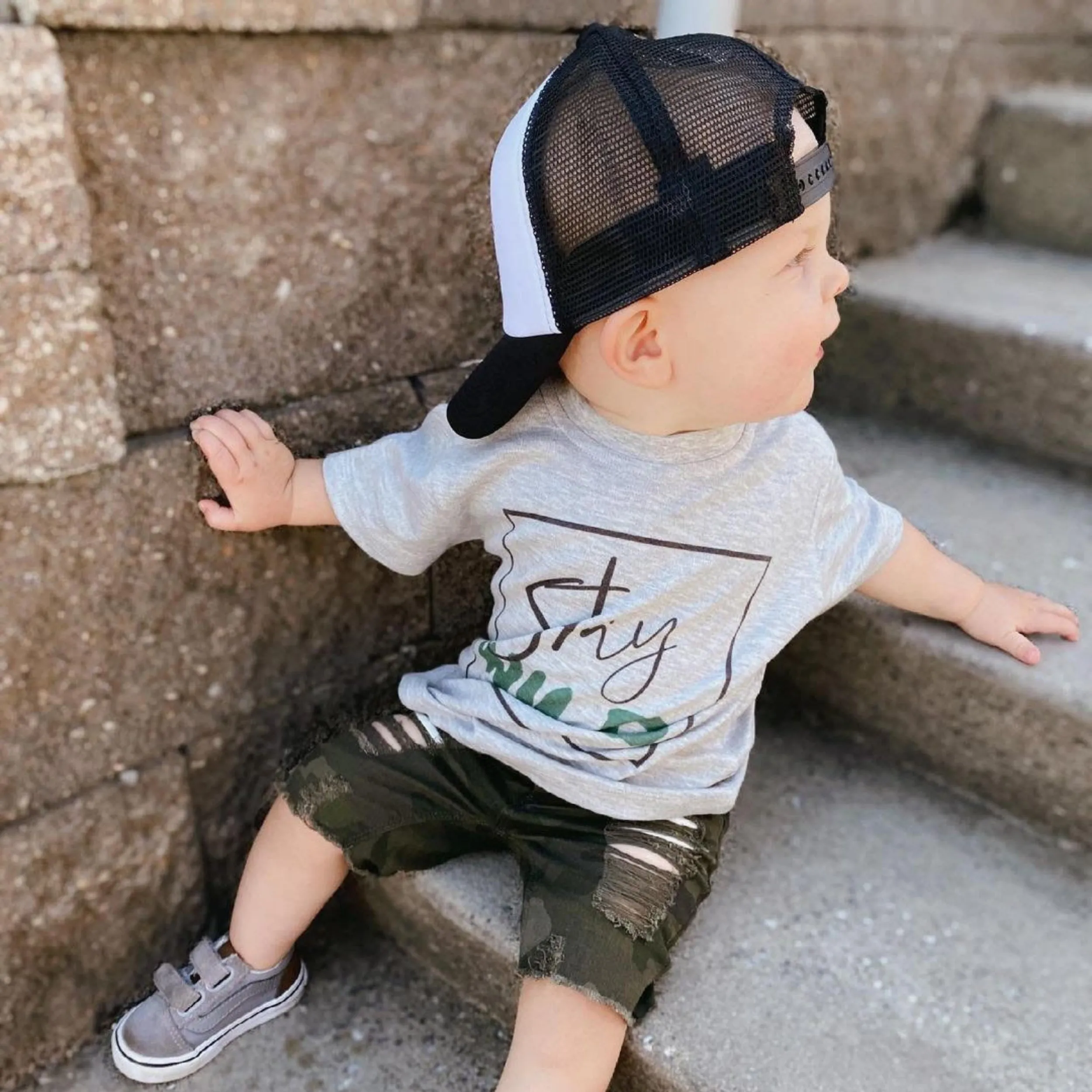 Knuckleheads For Life Bw Kids Trucker Hat