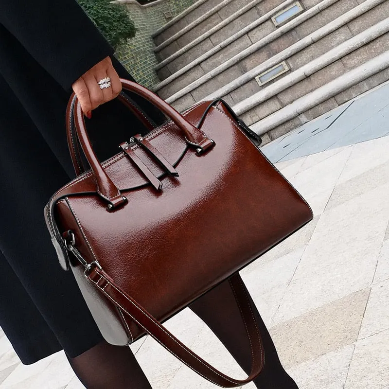 Ladies  Large Capacity Portable Messenger Shoulder Bag