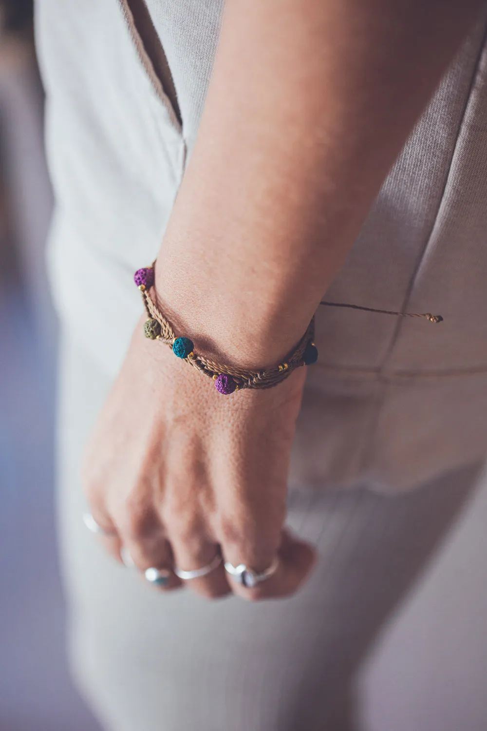 LAVA MACRAME WAVES BRACELET