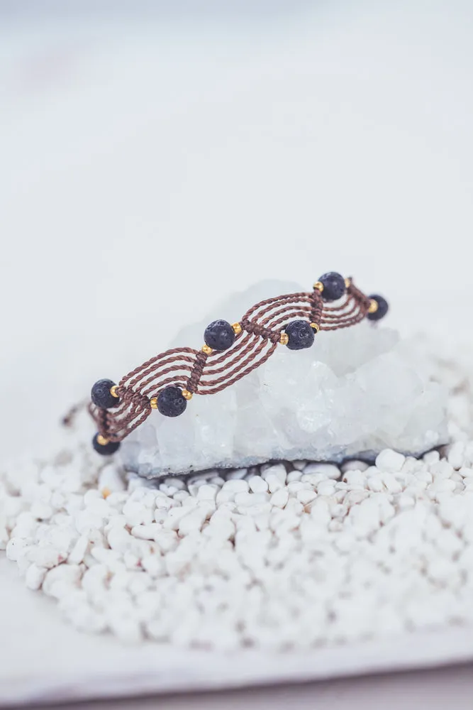 LAVA MACRAME WAVES BRACELET
