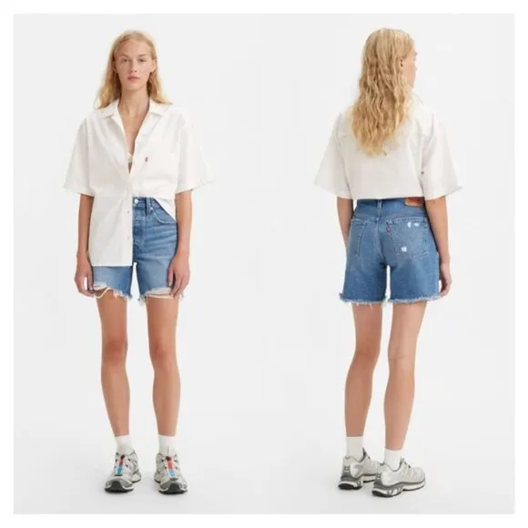LEVI’S • 501® Mid Thigh Shorts in Well Sure • 27