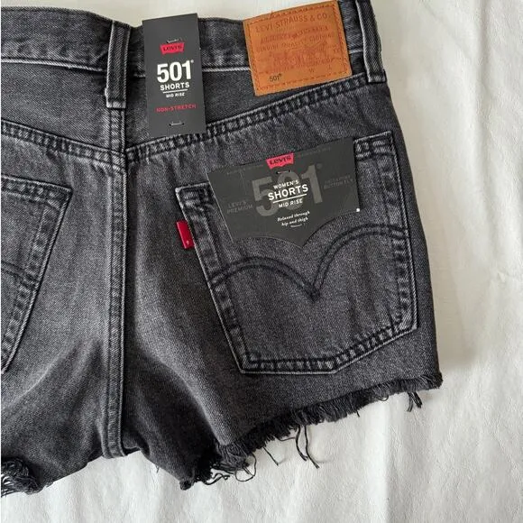 Levi's 501 Shorts in Trashed Black Size 26