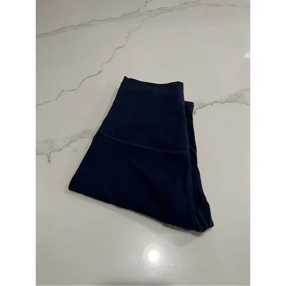Lululemon Align High Rise Shorts 10”