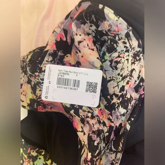 Lululemon Calm Tides HR Run Short