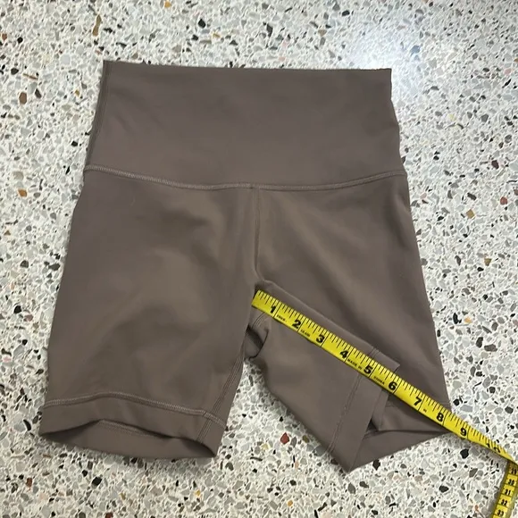 Lululemon Wunder Under train high rise short bike biker tan 6” 4 dark oxide