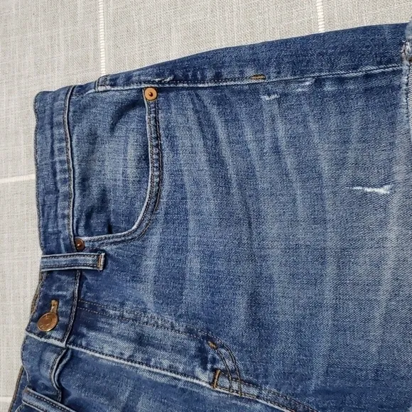 MADEWELL High-Rise Denim Shorts in Glenoaks Wash: Cutoff Edition, Size 28