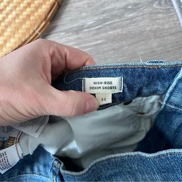 Madewell high Rise denim shorts