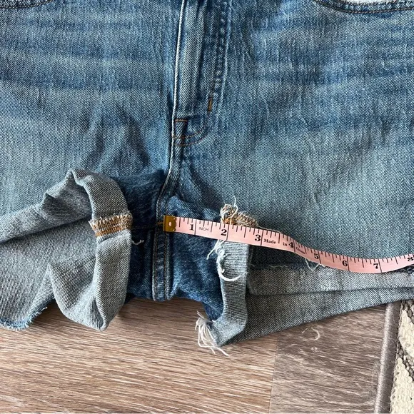 Madewell high Rise denim shorts