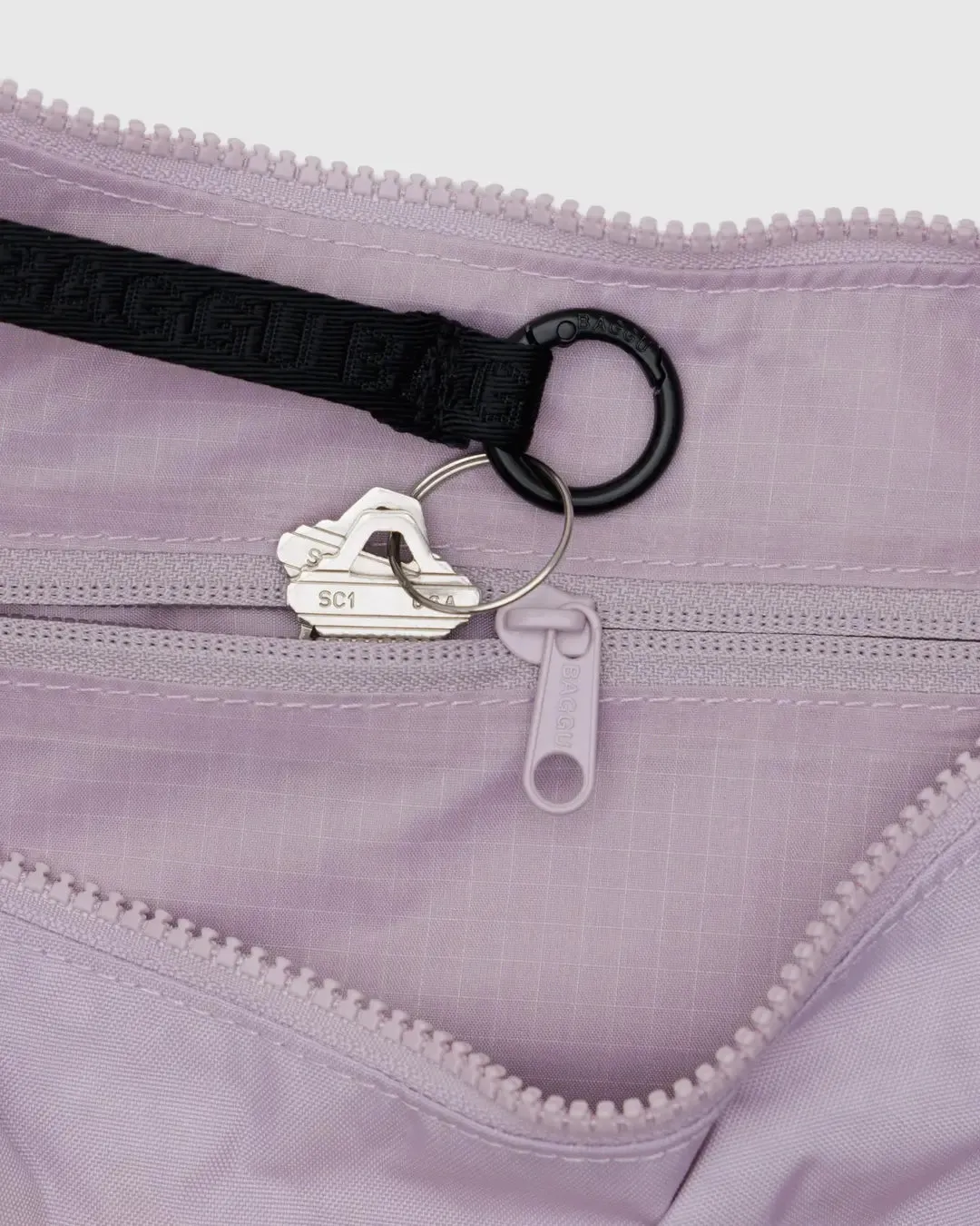Medium Nylon Baggu Crescent Bag - Dusty Pink