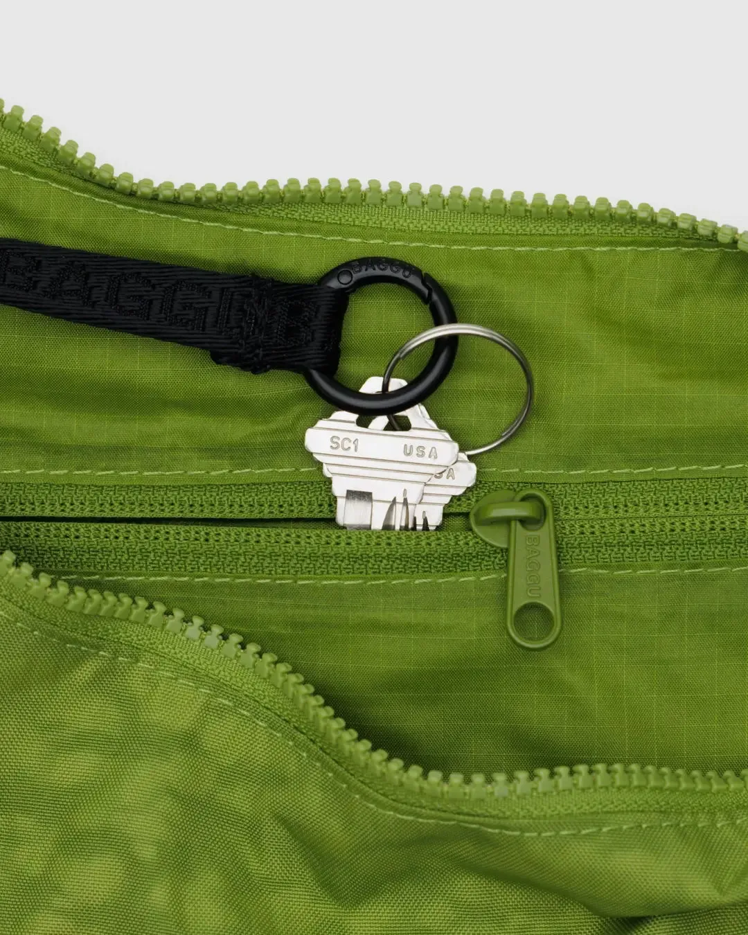 Medium Nylon Baggu Crescent Bag - Green Juice