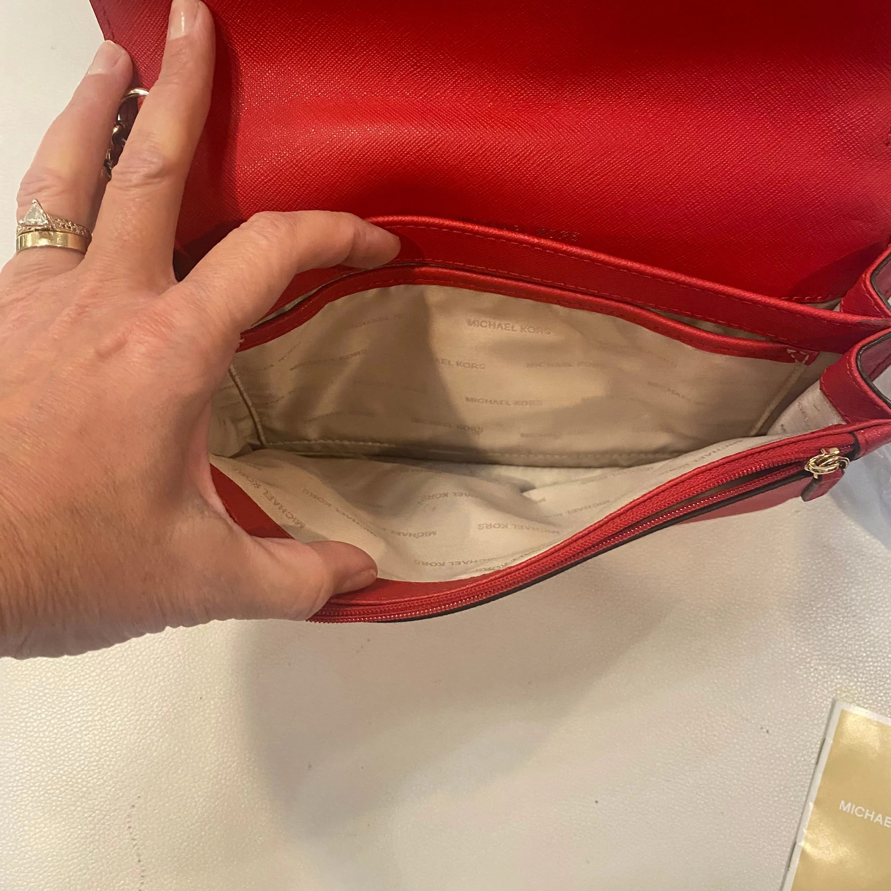MICHAEL KORS Daniela Large Saffiano Leather Crossbody Bag Red