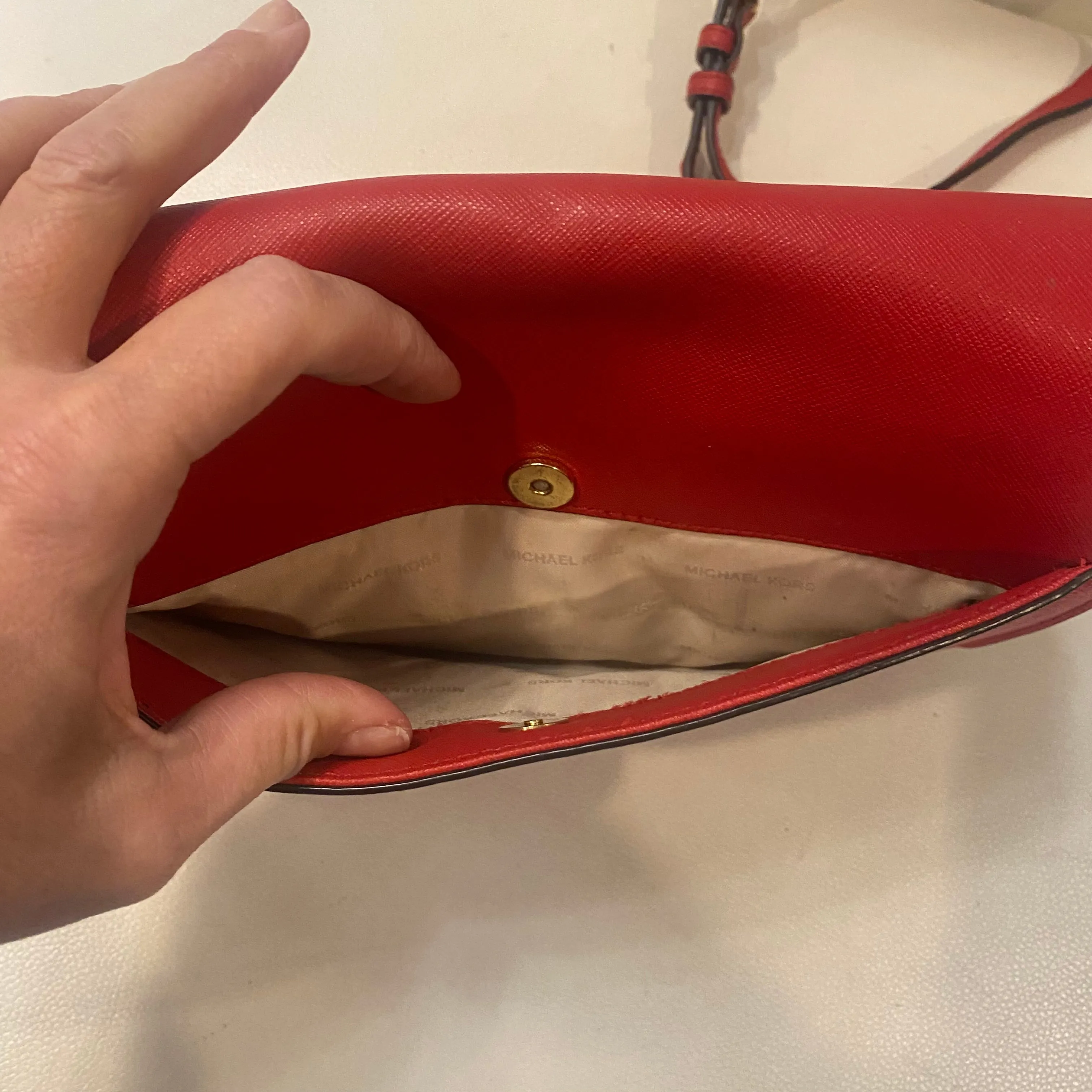 MICHAEL KORS Daniela Large Saffiano Leather Crossbody Bag Red