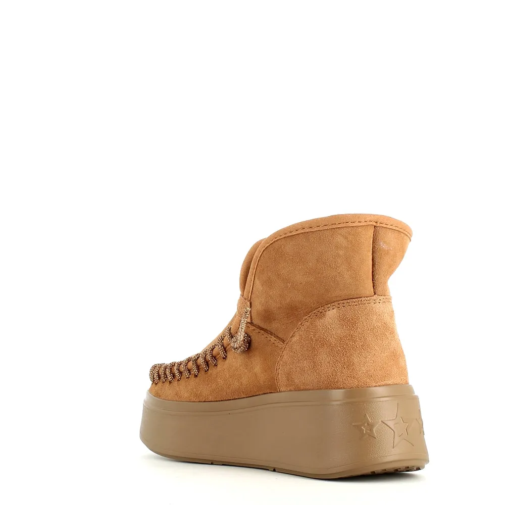 Nan-Ku Couture Chain Camel Boot