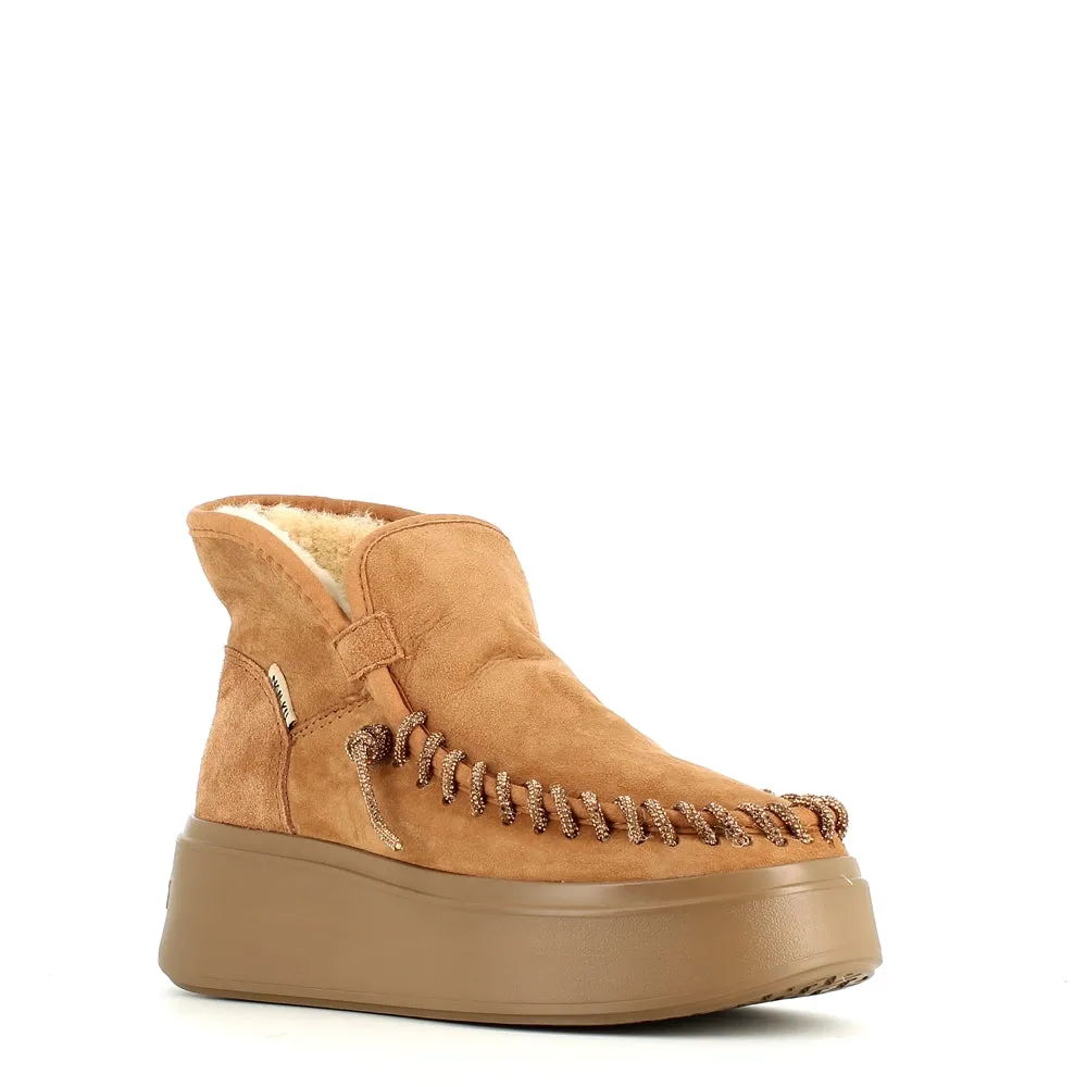 Nan-Ku Couture Chain Camel Boot