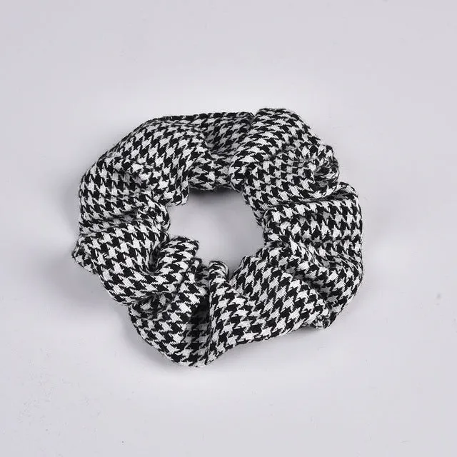 New Arrial Vintage Black & White Check Ponytail Holder Scrunchies Ring Elastic Hair Tie for Women & Girl Hair Accessoires