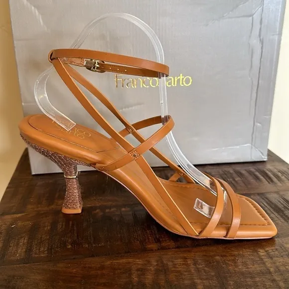NEW Franco Sarto Rebel Caramel brown faux leather square toe sandal heels Sz 10