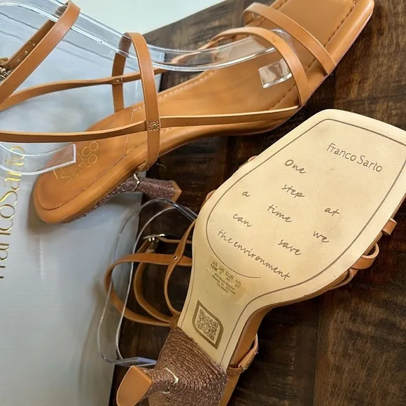 NEW Franco Sarto Rebel Caramel brown faux leather square toe sandal heels Sz 10