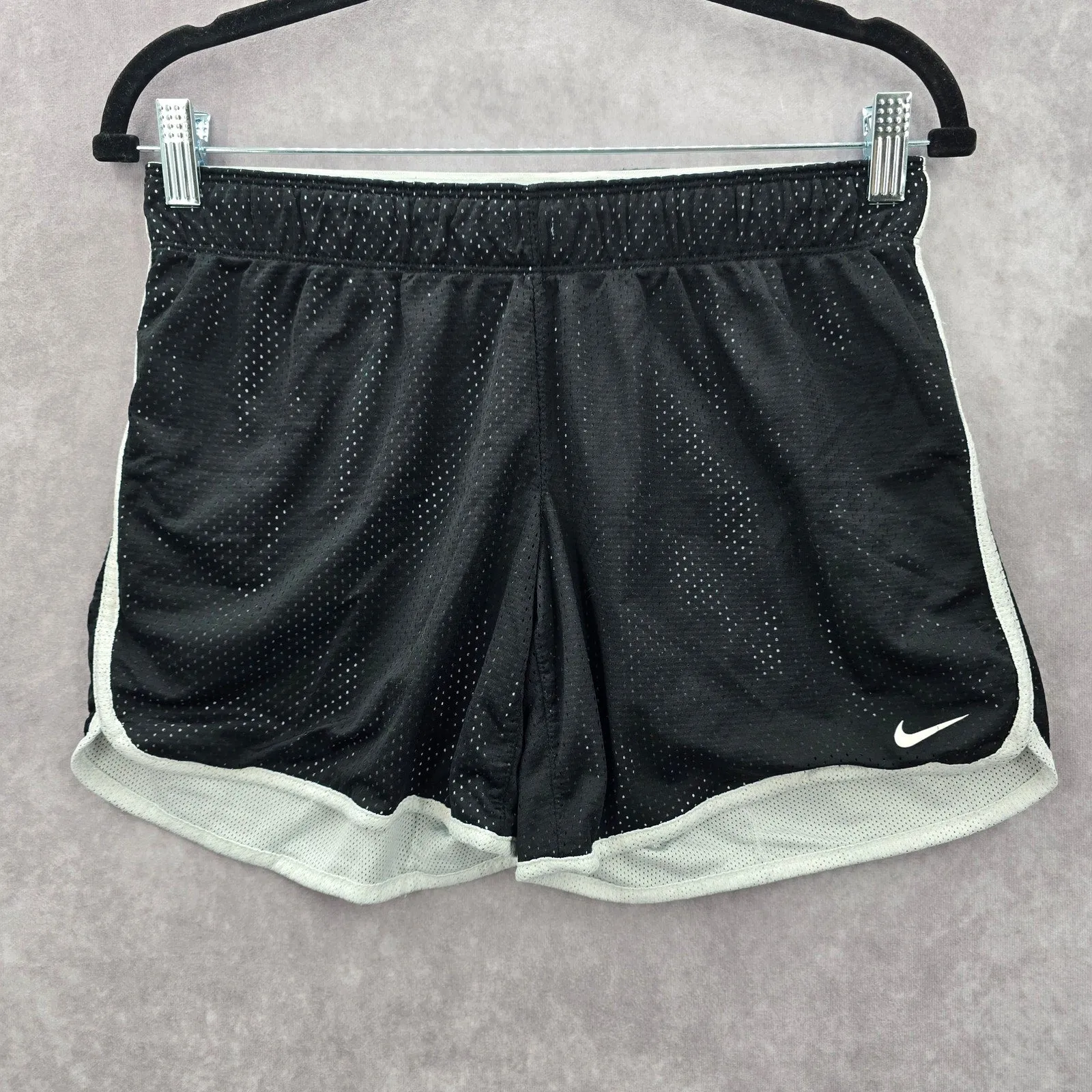 Nike Black Dri Fit Athletic Activewear Shorts Pants Bottoms Medium