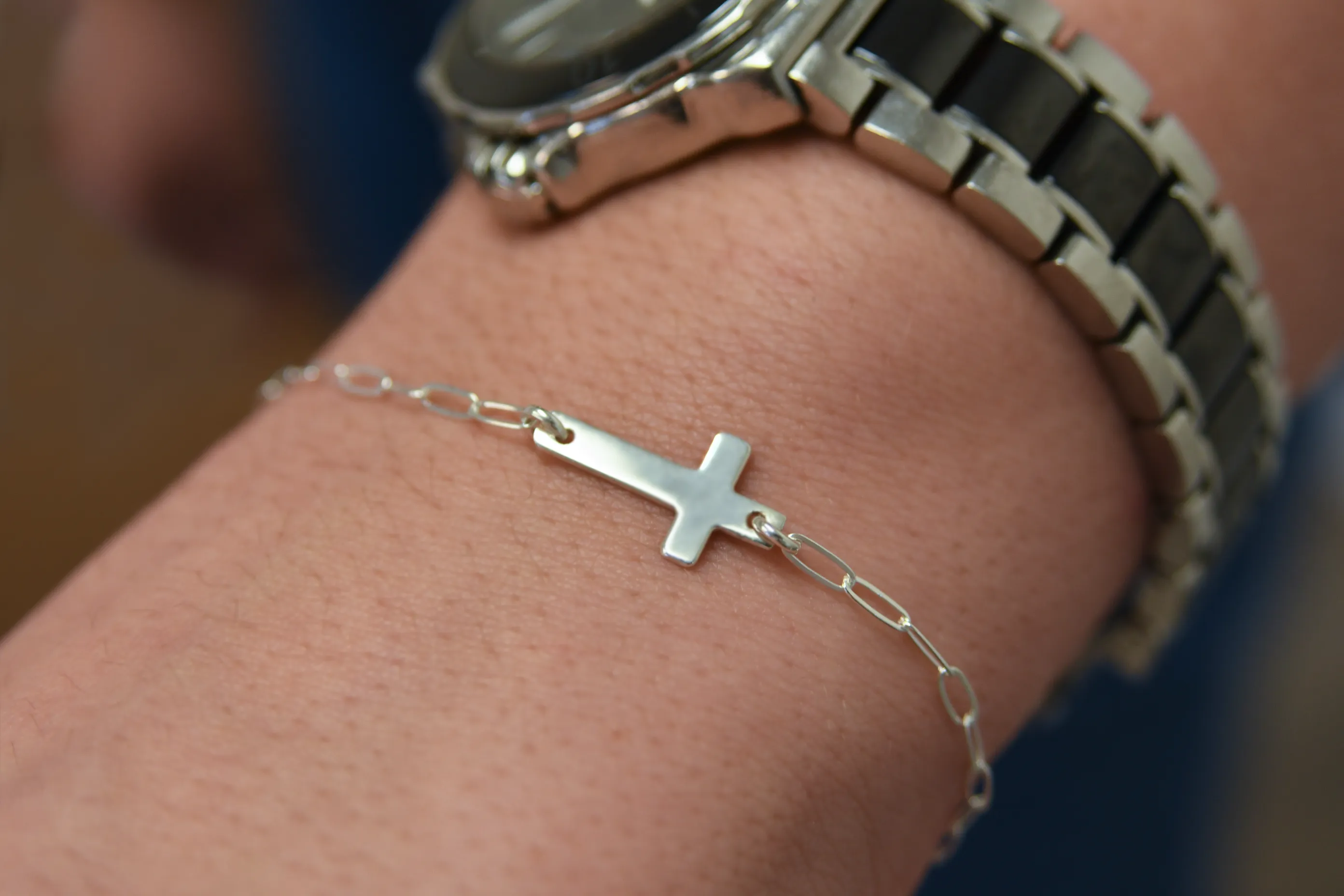 noah sideways cross anklet • faith